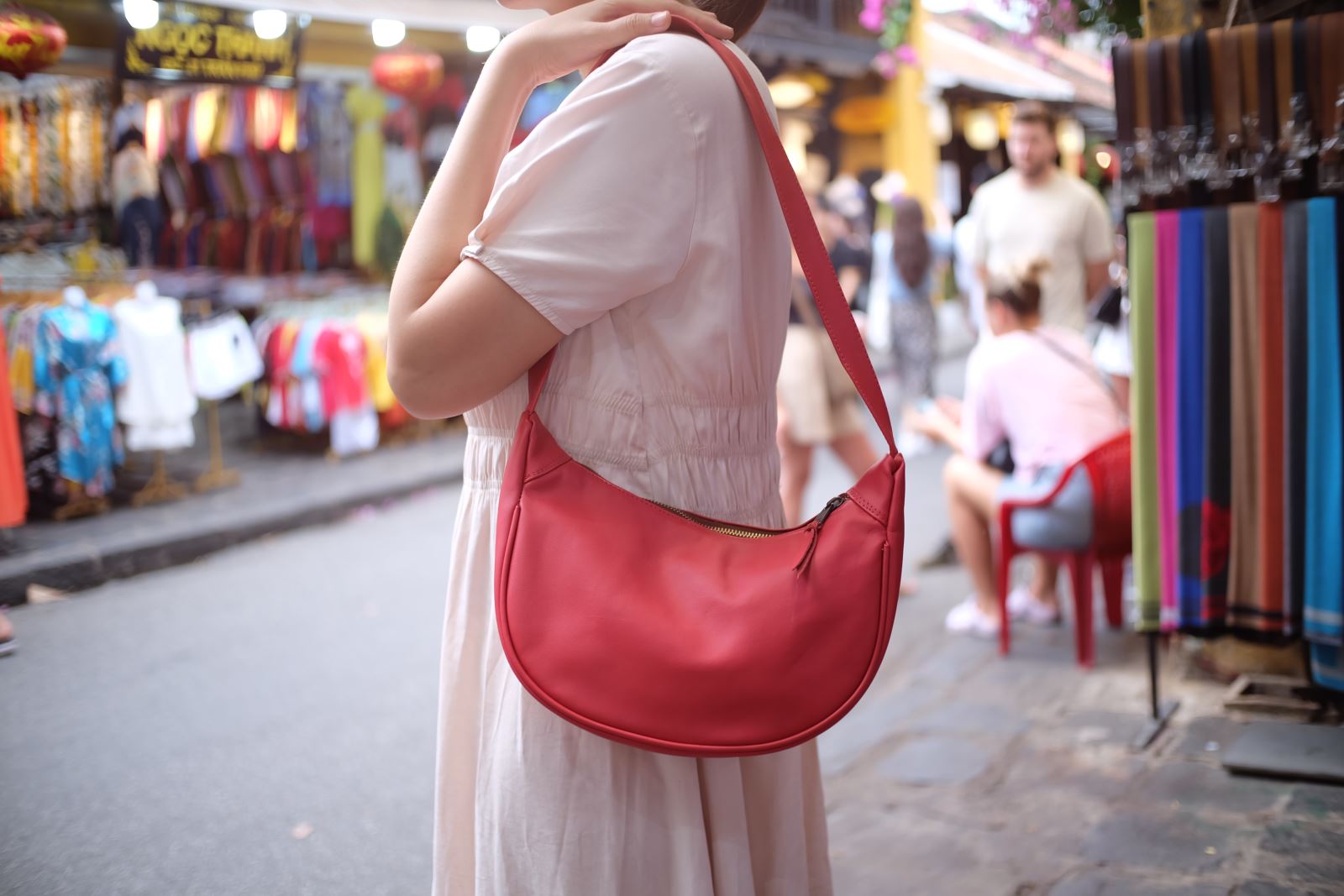 red crescent bag for prom